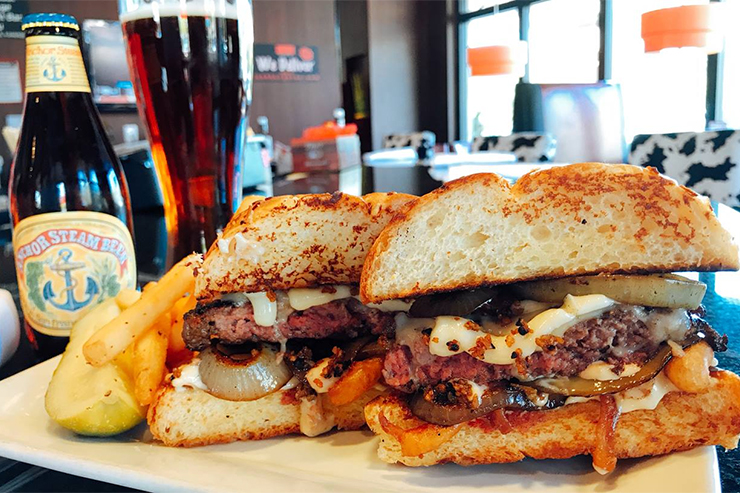 lush-burger-roadhouse-burger