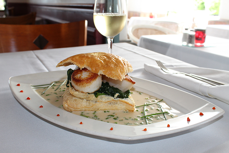 voila-scallops-in-puff-pastry