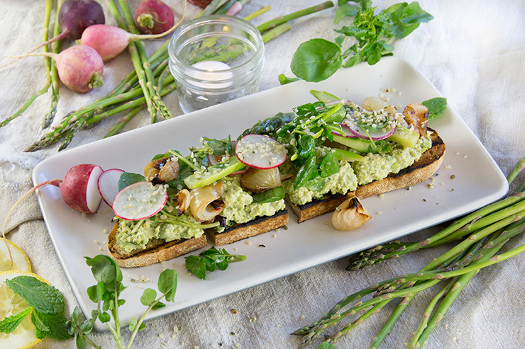 true-food-Spring-Asparagus-Toast