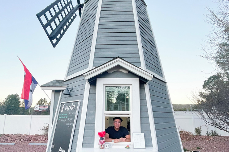 windmill-coffee-the-strawberry-inn-dan