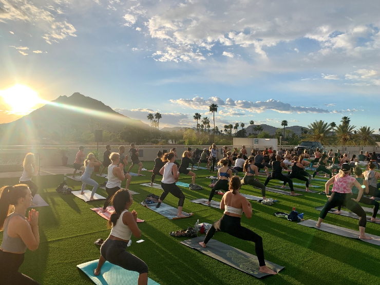 sunset-rooftop-yoga-series-scottsdale