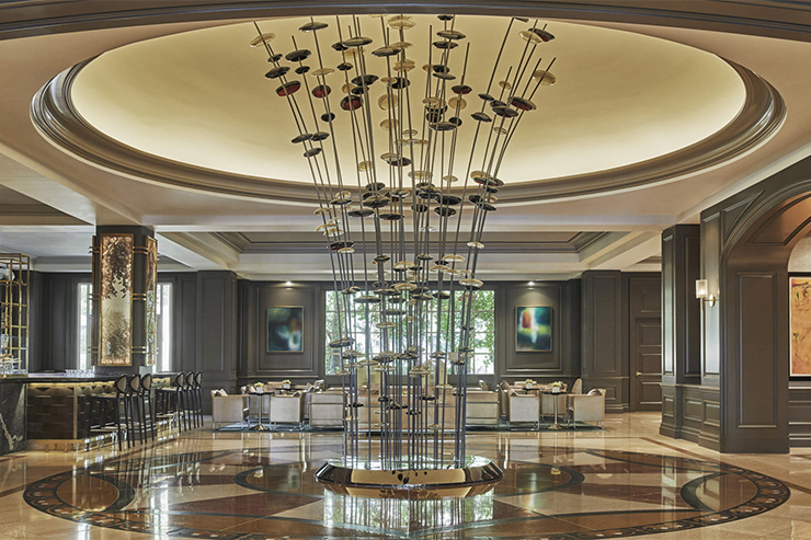 four-seasons-hotel-las-vegas-lobby-art