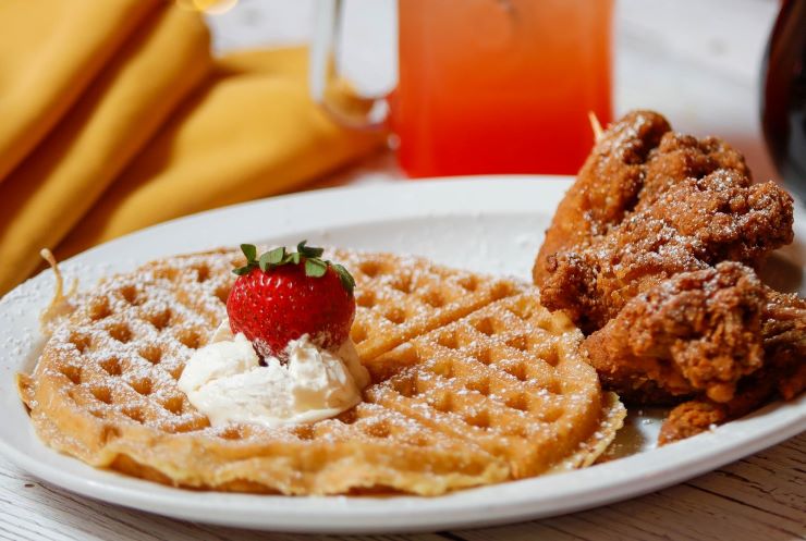 johnnys chicken and waffles glendale